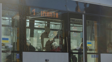 1. maijā būs izmaiņas sabiedriskā transporta, autostāvvietu un klientu apkalpošanas centru darbībā