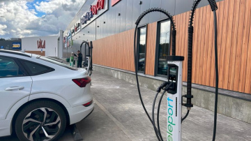 “Eleport” turpina tīkla attīstību: uzstādītas 7 jaunas stacijas Dreiliņos, Berģos un Siguldā