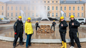 Sagaidot svētkus, Kärcher ir notīrījis Latvijas pieminekļus