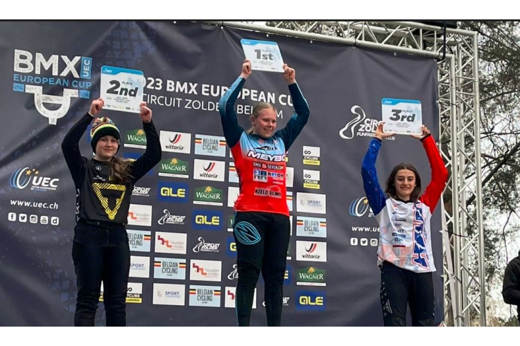 Latvijas jaunajiem un amatieru BMX sportistiem sešas godalgas EK 4. posmā