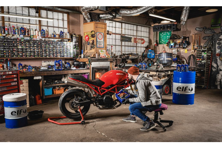 Motociklu sezona ir sākusies –  ko der atcerēties, veicot tehnisko apkopi