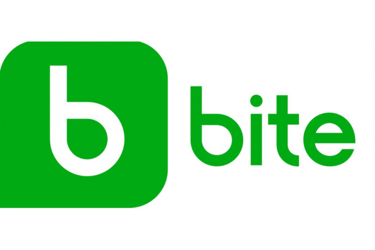 “Bite” pirmssvētku laikā aicina uzmanīties no SMS un "WhatsApp" krāpniekiem