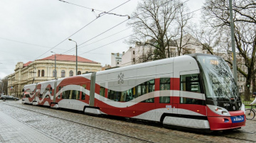 Latvijas Republikas Neatkarības atjaunošanas dienā Rīgas sabiedriskajā transportā varēs braukt bez maksas