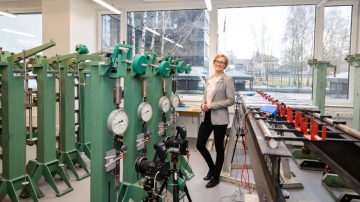 RTU zinātniece izstrādā inovatīvu metodi būvmateriālu ilglaicības novērtēšanai