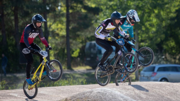 Ar jaunu nosaukumu šonedēļ Saldū startēs Latvijas BMX kauss