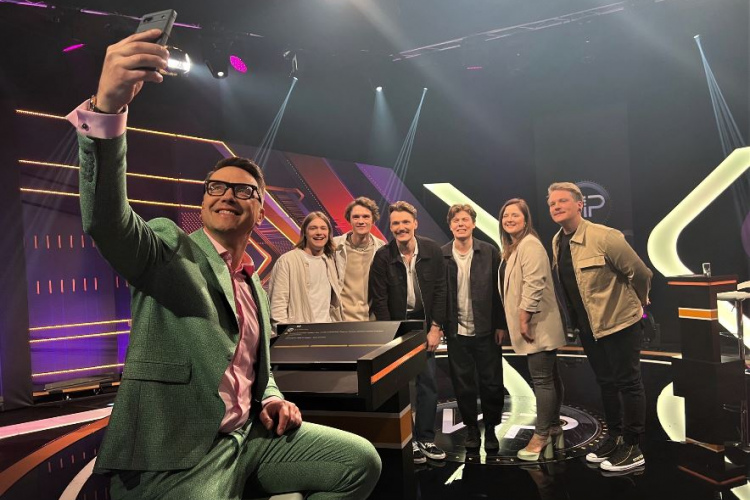 Eirovīzijas nedēļā Latvijas Televīzijā – “V.I.P.” ar “Sudden Lights”