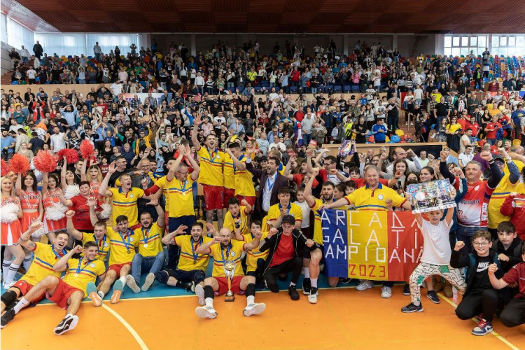 Šmitam – Rumānijas čempionāta zelta medaļas, Švanam – Portugāles bronza