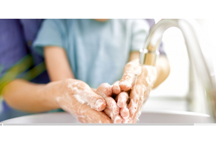 Roku mazgāšana – viens no visvienkāršāk veicamajiem infekciju slimību profilakses pasākumiem