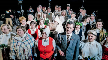 Senioru kino klubā izrāda īsfilmu sēriju “Kolektīvs” (2023)