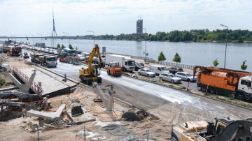 Pārbūvēta Ģenerāļa Radziņa krastmalas viena puse, darbi turpināsies otrā  pusē