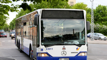 23. un 24. jūnijā sabiedrisko transportu Rīgā varēs izmantot bez maksas, tiks nodrošināti papildu reisi