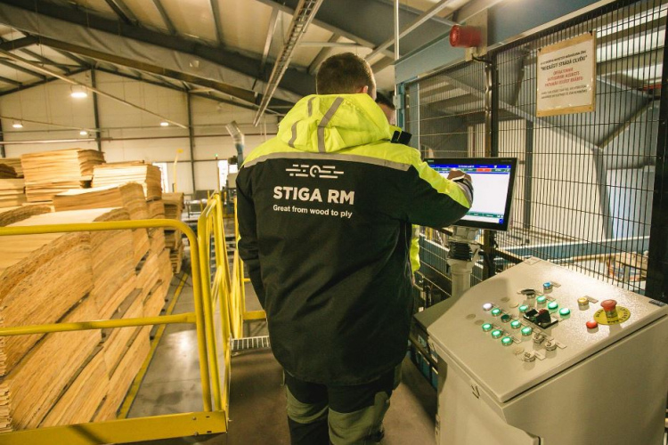Veicinot bezatkritumu ražošanu, “Stiga RM” investē 0,9 milj. eiro efektīvākā koksnes atlikumu pārstrādē