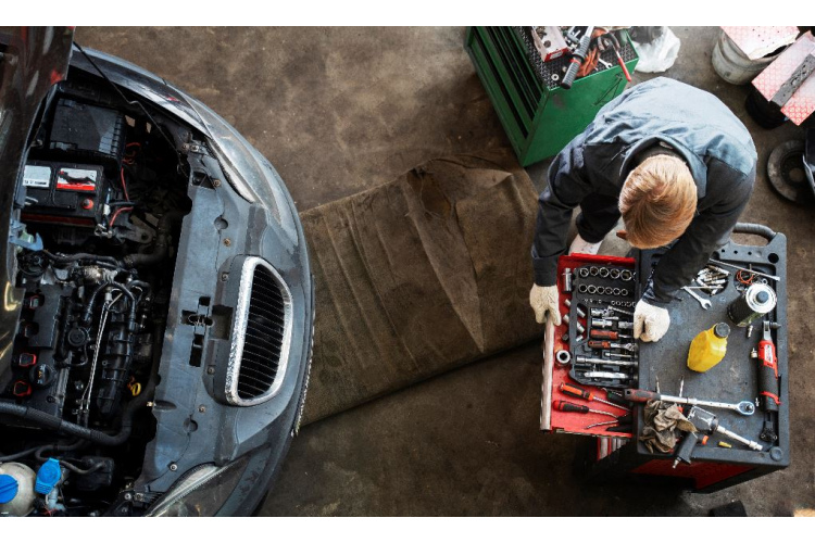 Kas jāzina, lai izvēlētos piemērotāko transmisijas eļļu savam auto?