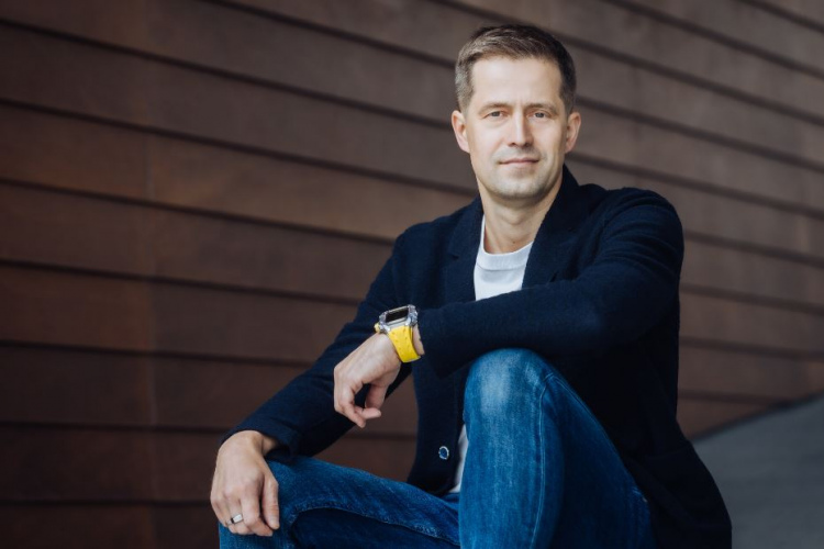 Baltijas investori piesaista 600 000 EUR platformai “Perfect.Live” – digitālajam konsjeržam, kas darbojas ar GPT