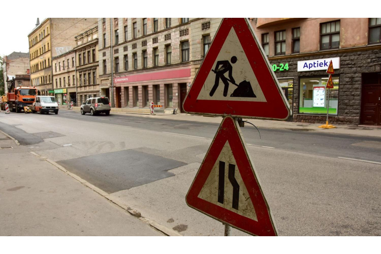 Pagarināti satiksmes ierobežojumi Gogoļa ielā