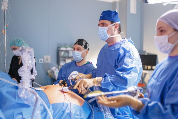 Starptautiskais Bariatrijas ekselences centrs_AIWA Clinic-