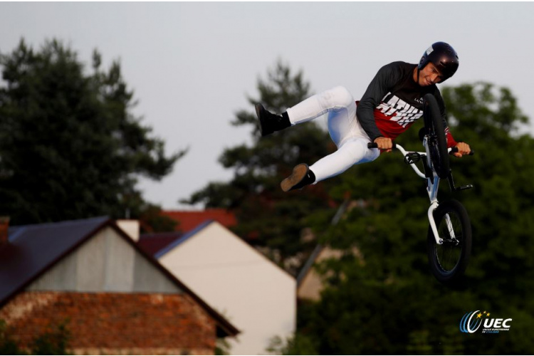 Zēbolds otro reizi karjerā izcīna augsto ceturto vietu Eiropas čempionātā BMX Frīstailā