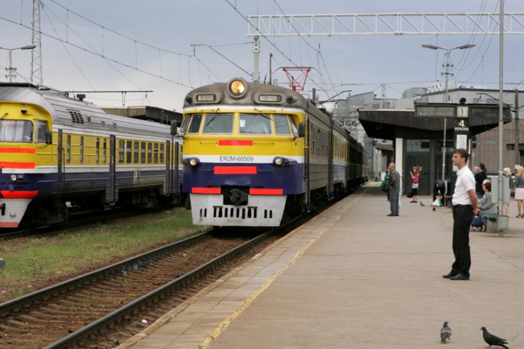 Līgo svētkos vilcieni kursēs pēc brīvdienu grafika