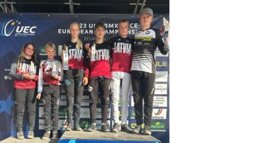 Latvijas jaunajiem sportistiem trīs godalgas UEC BMX EČ noslēdzošajā dienā