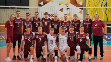 Latvijas U-22 vīriešu volejbola izlase Eiropas čempionāta kvalifikācijas turnīru Daugavpilī sāk ar zaudējumu Čehijai