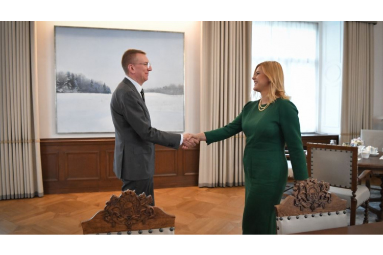 Valsts prezidents ar labklājības ministri pārrunā sociālās nevienlīdzības mazināšanas jautājumus