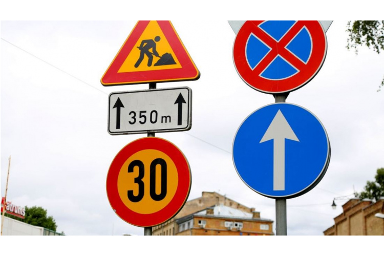 Nedēļas nogalē Lāčplēša ielā slēgs transportlīdzekļu satiksmi