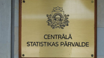 Pirmajā pusgadā samazinājies mirušo un jaundzimušo skaits