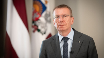 Valsts prezidents sveic Valsts kontroli simtgadē