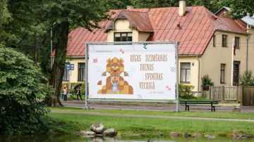 Rīgas dzimšanas dienā paredzētas krāšņas svinības Vecrīgā, apkaimju svētki un ieskaņas pasākums ar dronu šovu