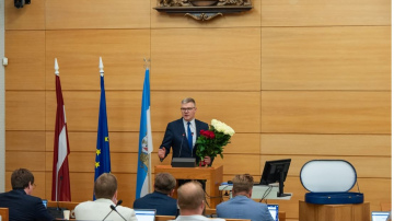 Par Rīgas domes prie
