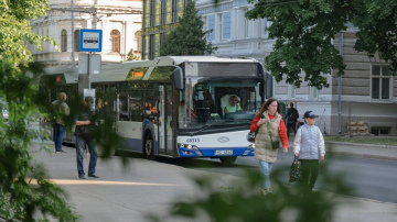 Rīgā Zinību dienā sabiedriskais transports būs bezmaksas