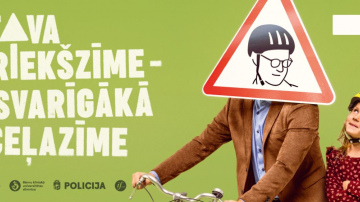 Aptauja: 48% vecāku ir pieļāvuši, ka bērni, braucot ar velosipēdu, neizmanto ķiveri