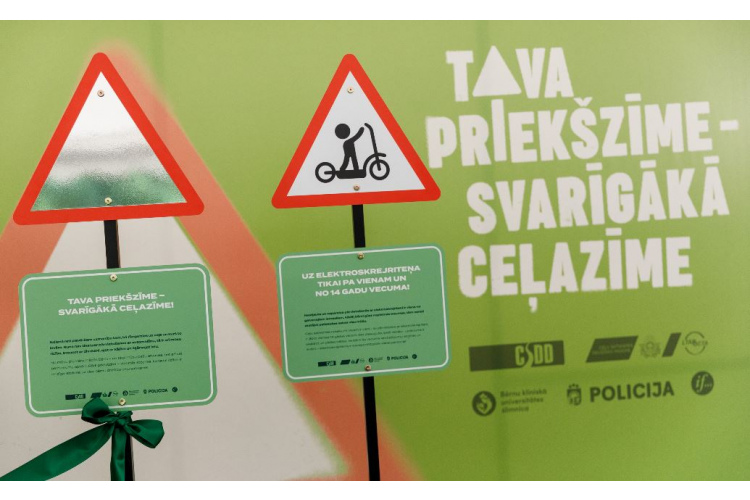 Aptauja: 27% vecāku nav pārrunājuši ar bērniem, ka ar elektroskrejriteni drīkst pārvietoties tikai no 14 gadu vecuma