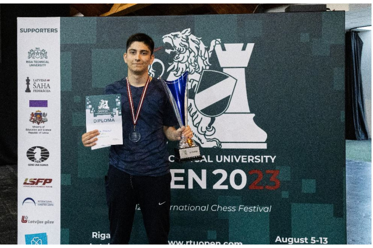 «RTU Open 2023» uzvar astoņpadsmitgadīgs šaha meistars no Norvēģijas Elham Abdrlauf