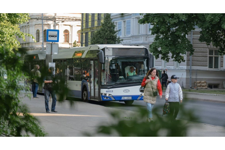 Rīgā Zinību dienā sabiedriskais transports būs bezmaksas