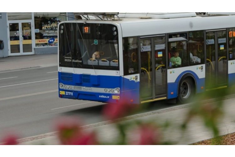 Mācību gada sākumā aicina pārvietoties ar sabiedrisko transportu