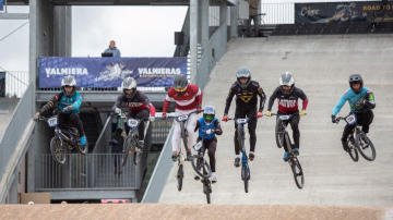Latvieši pārliecinoši uzvar Ziemeļvalstu BMX čempionātā; elitē triumfs Krīgeram