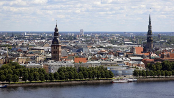 Rīgas dome pieņem vēsturisku lēmumu - anulē 139 azartspēļu atļaujas visā pilsētas teritorijā