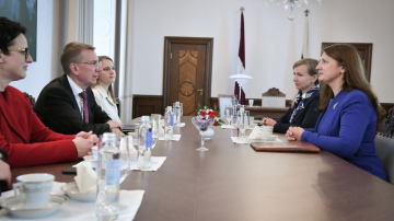 Valsts prezidents ar Latvijas Izglītības un zinātnes darbinieku arodbiedrības pārstāvēm pārrunā  nozares jautājumus