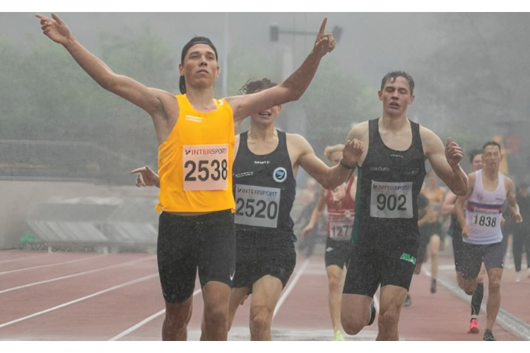 1500 m distance izturībai un ātrumam, 800 m – taktiskais skrējiens