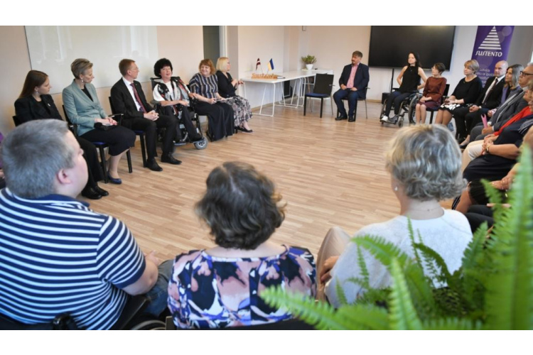Valsts prezidents: svarīgi katram Latvijas iedzīvotājam nodrošināt pilnvērtīgu  ikdienas dzīvi
