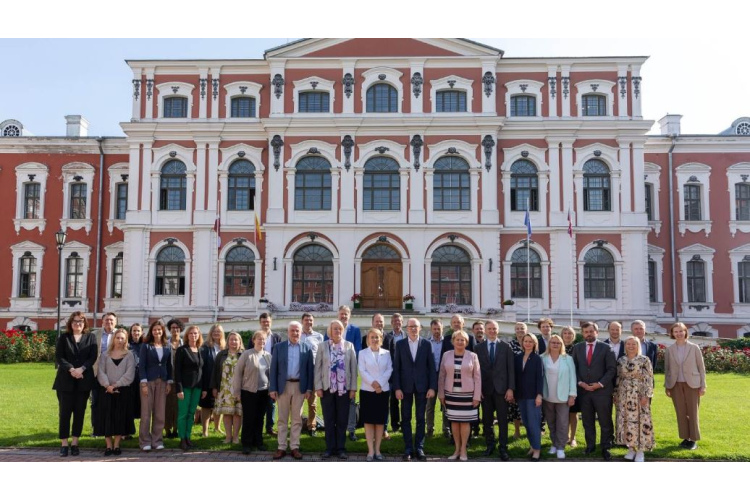Latvijas un Lietuvas Ārlietu ministriju seminārā diskutē par starptautiskās politikas aktualitātēm