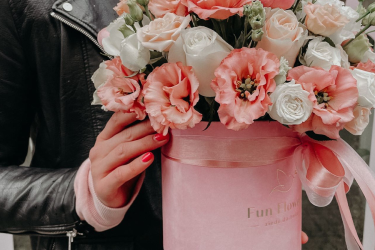 Fun Flowers: Ziedu iedvesma katram mirklim