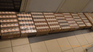 Kravas vilcienos konstatē 175 000 kontrabandas cigarešu