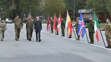 Valsts prezidents pateicas Nacionālo bruņoto spēku un NATO paplašinātās klātbūtnes Latvijā kaujas grupas