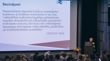 Uzsver kultūrpratības nozīmi kopienas attīstībā un sabiedrības drošībā