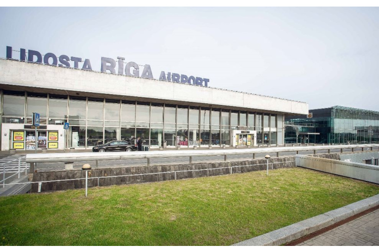 No 24. oktobra pārcels autobusa pieturvietu lidostā “Rīga”