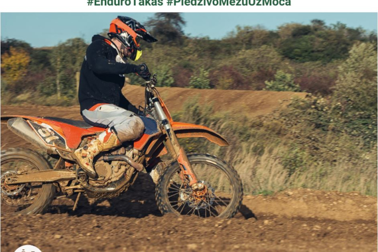 RĪGAS MEŽI: motobraucējiem mežā jāpārvietojas tikai pa atļautām vietām! Uzņēmums piedāvā Enduro moto takas!