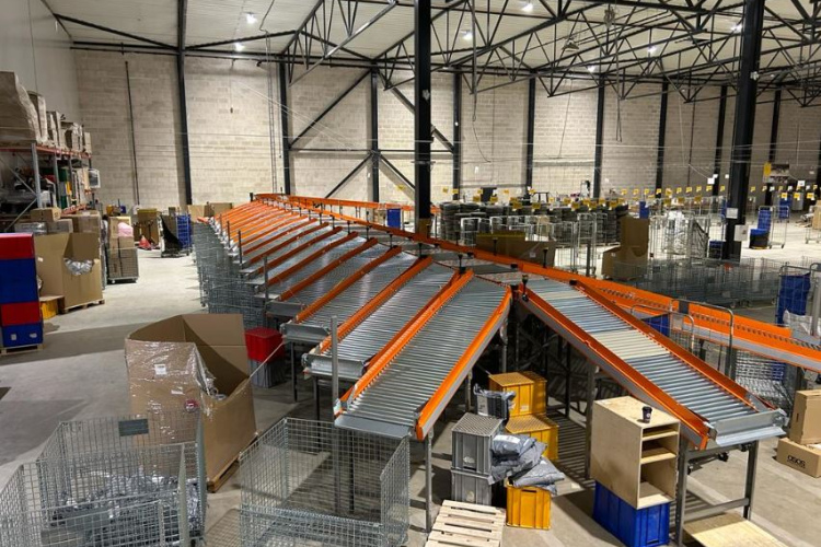 Omniva investē pusmiljonu eiro un par 30% kāpina savu šķirošanas kapacitāti