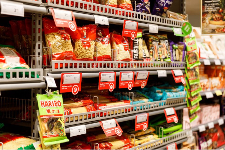 Rimi piedāvās 700 iecienītākos ikdienas produktus par, iespējams, zemāko regulāro cenu tirgū